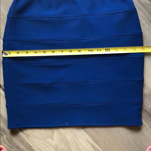 🌈FREE WITH PURCHASE skirt - Picture 6 of 7